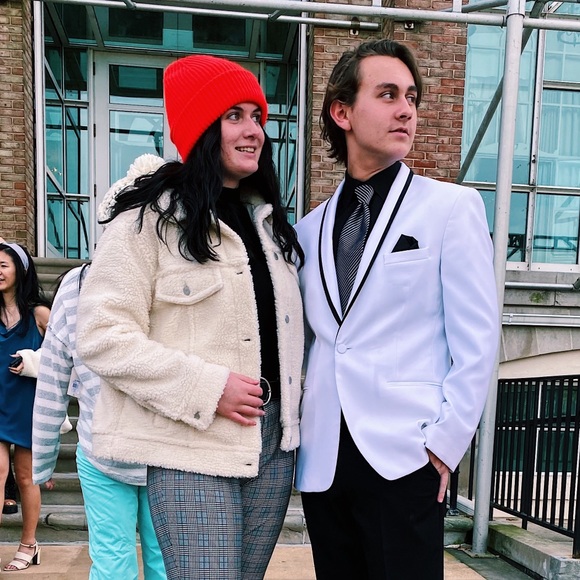 Meet your Posher, Jared - Picture 2 of 3